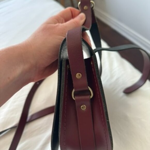 Cambridge Satchel Company Burgundy Leather Crossbody Saddlebag Bag - Picture 7 of 7